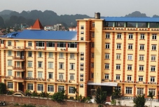 Yen Nhi Hotel