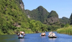 Hanoi - Hoa Lu - Tam Coc - Halong