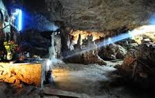 Son Moc Huong Cave