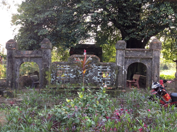 500 year old temple in Phuoc Tich village, hue, Vietnam