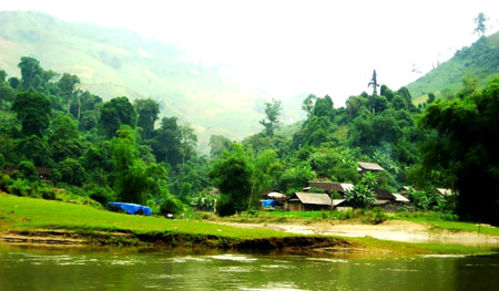 Pac Ngoi Village