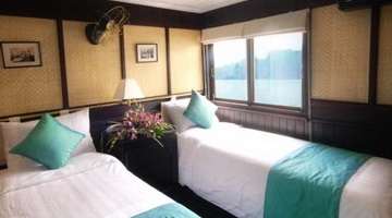 Deluxe Cabin - Bhaya Classic Cruise