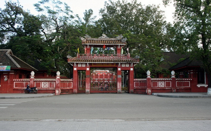 Dieu De Pagoda, Hue, Vietnam