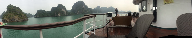 halong bay cruise on emeraude cruise