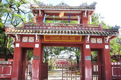 Hue National School (Quoc Hoc Hue)