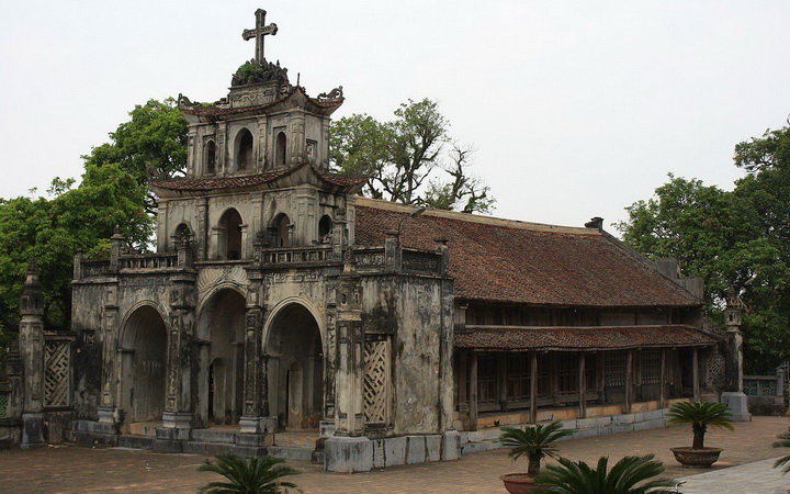 Phat Diem Cathedral, Ninh Binh, Vietnam