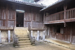 The Mansion of Vuong Familiy